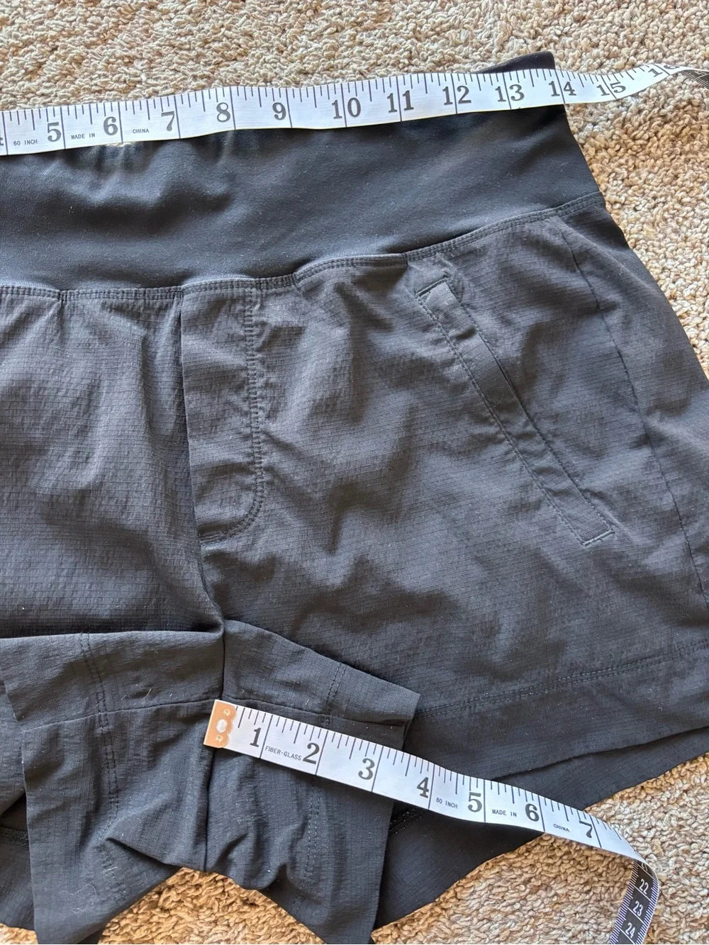 Athleta Trekkie North Shorts Black Size 4 athlesuire pull on